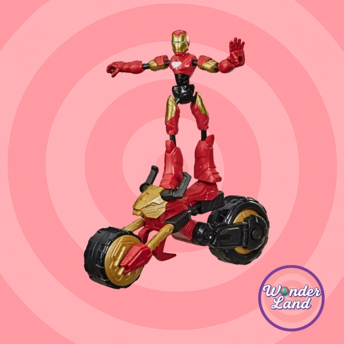 Moto décorée aux couleurs des super-héros